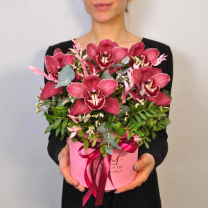 Букет в коробке «Дикая орхидея»