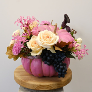 Цветочная тыква! Розовая тыква с пионовидными розами и каллами
