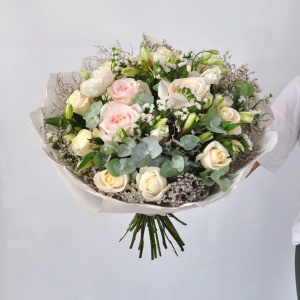 Букет белые розы "Белоснежный"