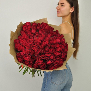 101 красная роза 40 см в букете "Африканская страсть"