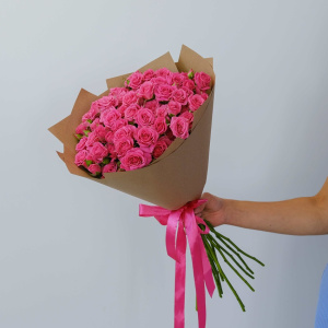 Яркие кустовые розы, 11 штучек