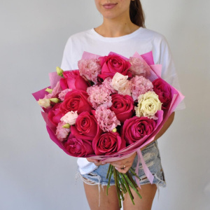 Ароматные розы Пинк флойд в букете "Анатомия Страсти"