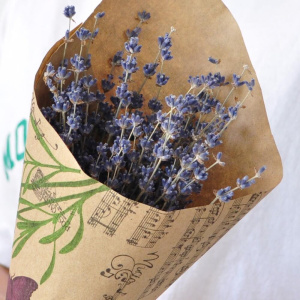 Лаванда, букетик в крафте