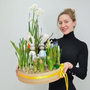 Садик с первоцветами: крокусы, тюльпаны, нарциссы и гиацинты "Зайчата"